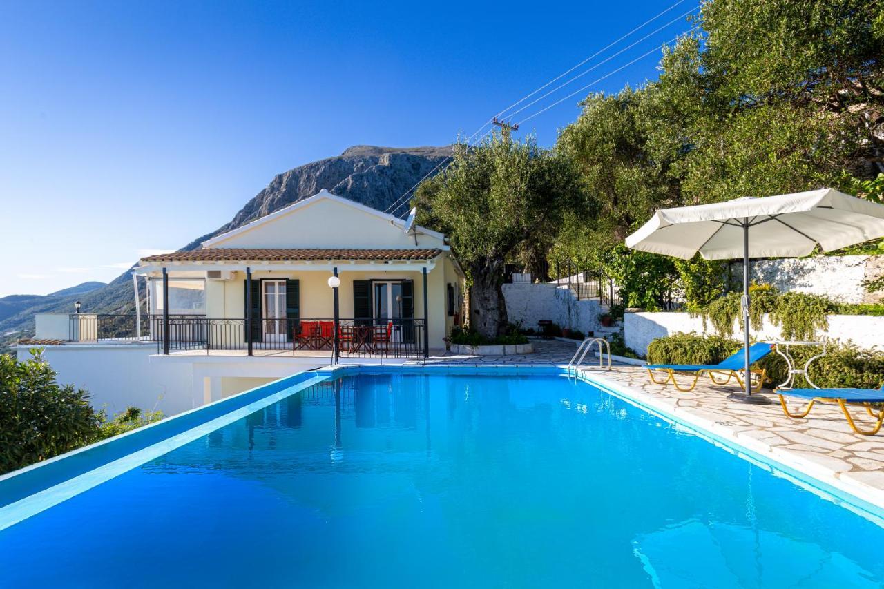 Villa Georgina Nisaki  Exteriér fotografie