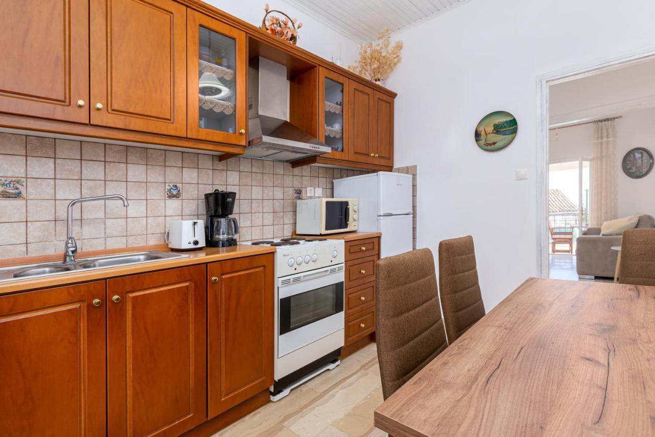 Villa Georgina Nisaki  Exteriér fotografie